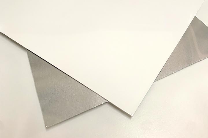 Paneles de láminas de aluminio